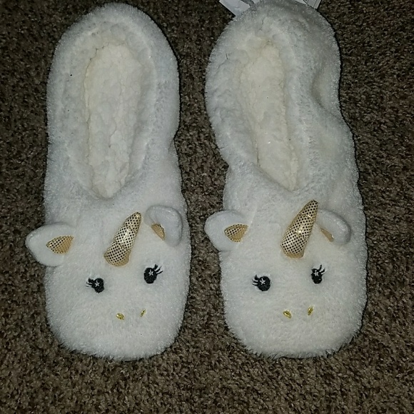 Xhilaration White Unicorn Slipper Socks